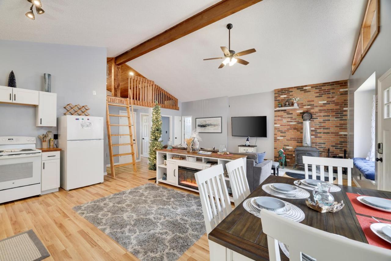 Premier Cozy Cabin - Free Amenities & Comm Indoor Pools Bushkill Esterno foto