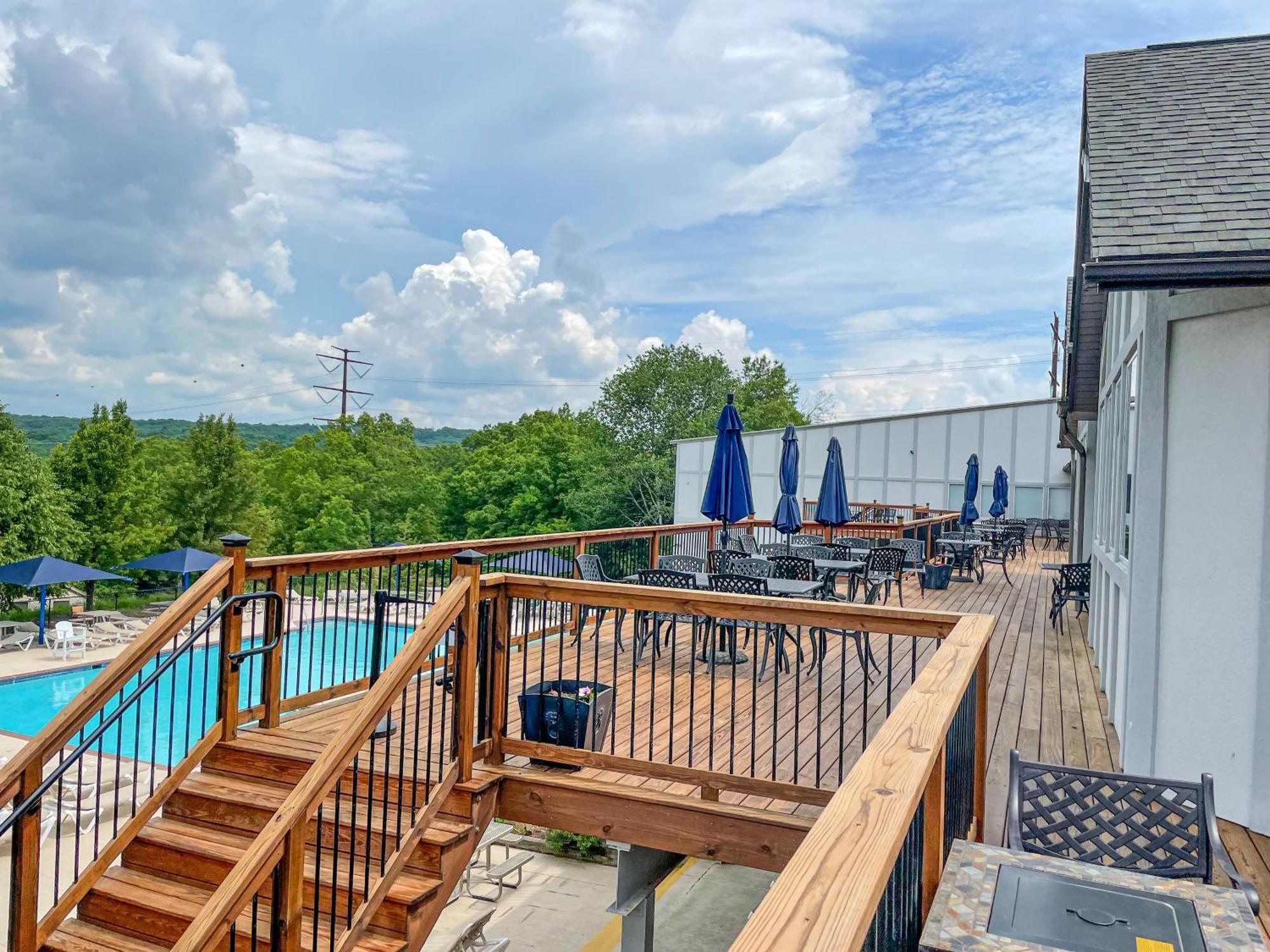 Premier Cozy Cabin - Free Amenities & Comm Indoor Pools Bushkill Esterno foto